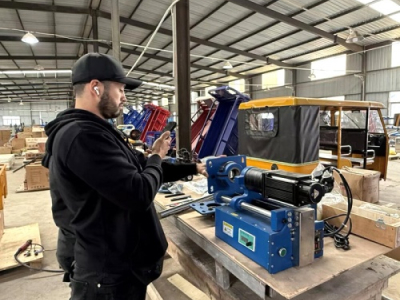 Machine d'alésage et de soudage de lignes
