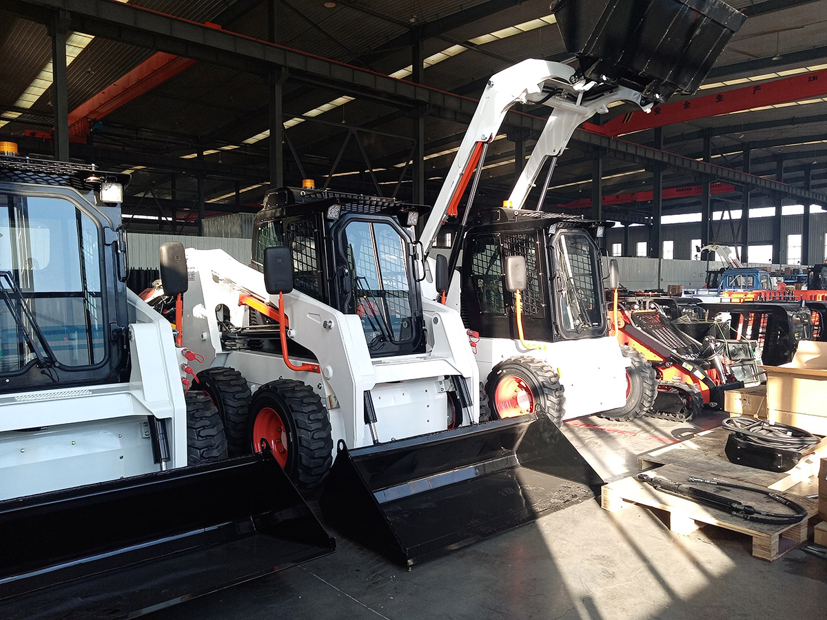 Test de performance en conditions réelles lors d'une visite chez un client italien : surmonter facilement une fosse de 2 mètres de profondeur et une pente de 45 °